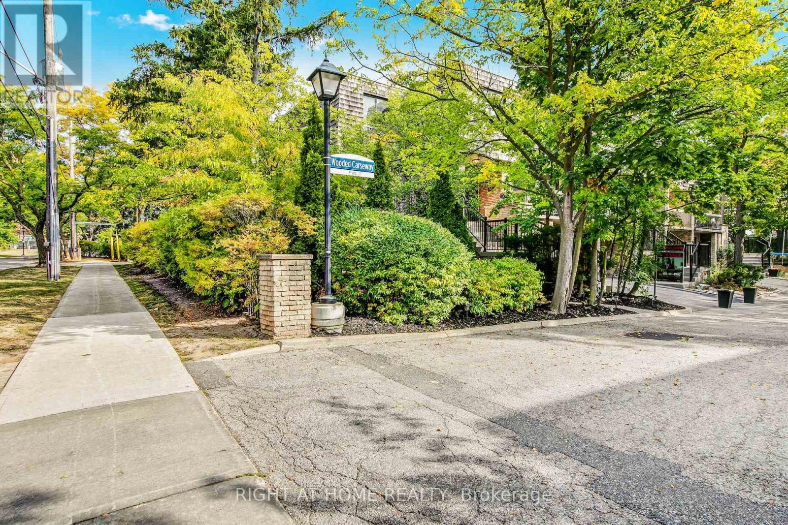 13 - 2 Wooded Carse Way, Toronto, Ontario  M2R 3H7 - Photo 2 - C12631568