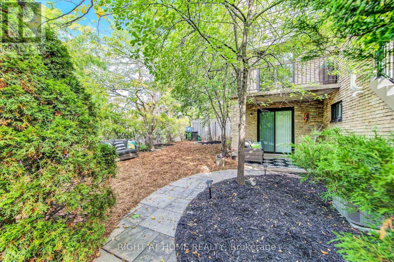 13 - 2 Wooded Carse Way, Toronto, Ontario  M2R 3H7 - Photo 36 - C12631568