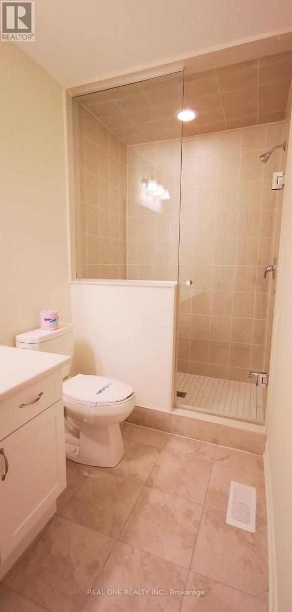 23 Broden Crescent, Whitby, Ontario  L1P 0M1 - Photo 6 - E12631576