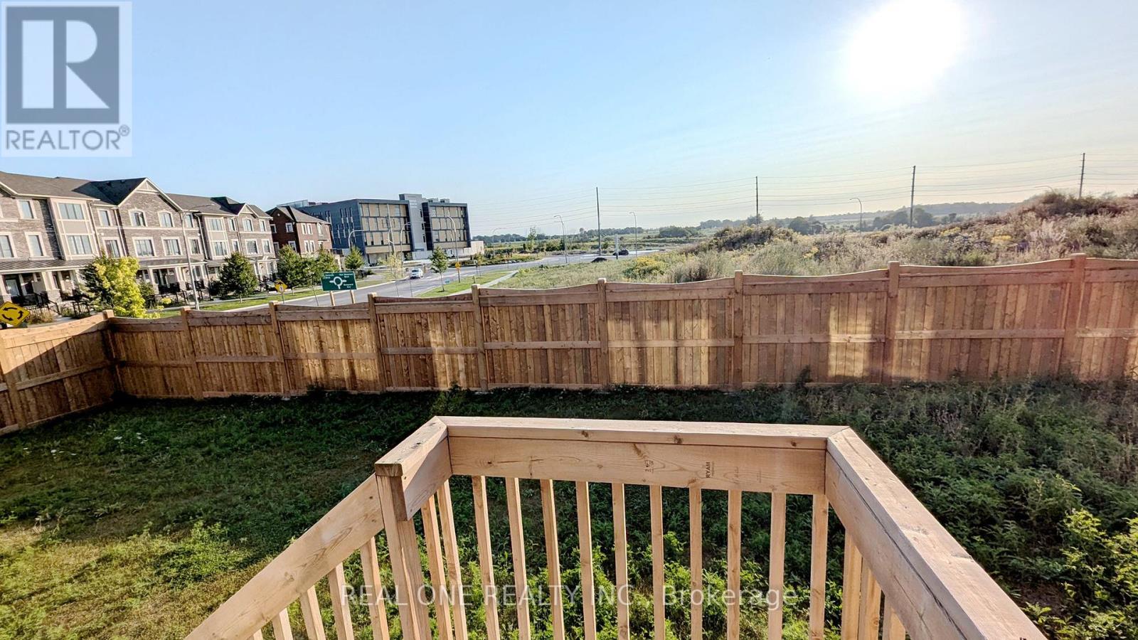 23 Broden Crescent, Whitby, Ontario  L1P 0M1 - Photo 9 - E12631576