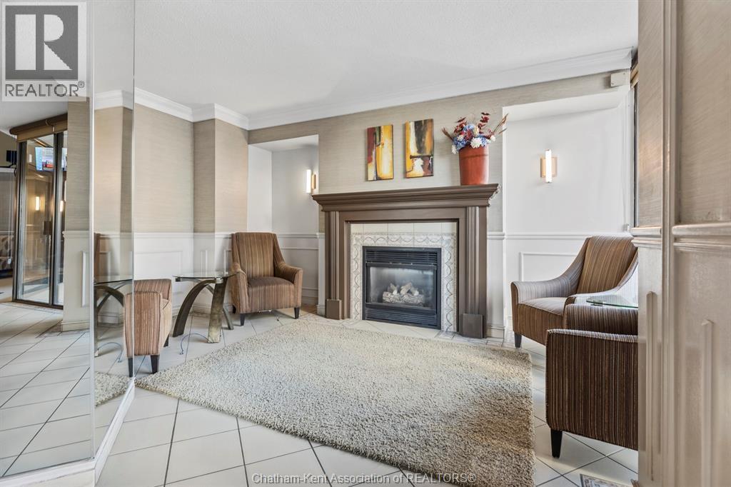 Photo 30 of 33 for 323 Colborne Street Unit# 2403