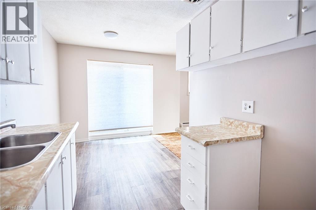 57 Conroy Crescent Unit# 204, Guelph, Ontario  N1G 2V5 - Photo 9 - 40781094