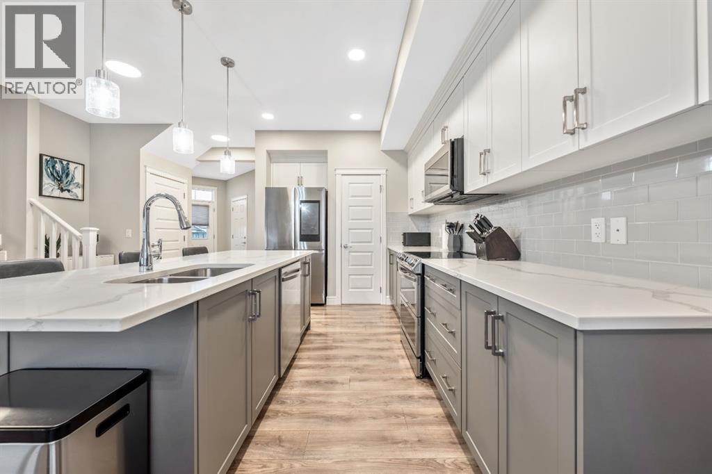 135 Belgian Crescent, Cochrane, Alberta  T4C 2C4 - Photo 10 - A2272475