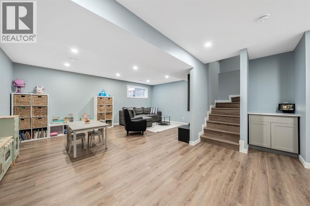 135 Belgian Crescent, Cochrane, Alberta  T4C 2C4 - Photo 26 - A2272475