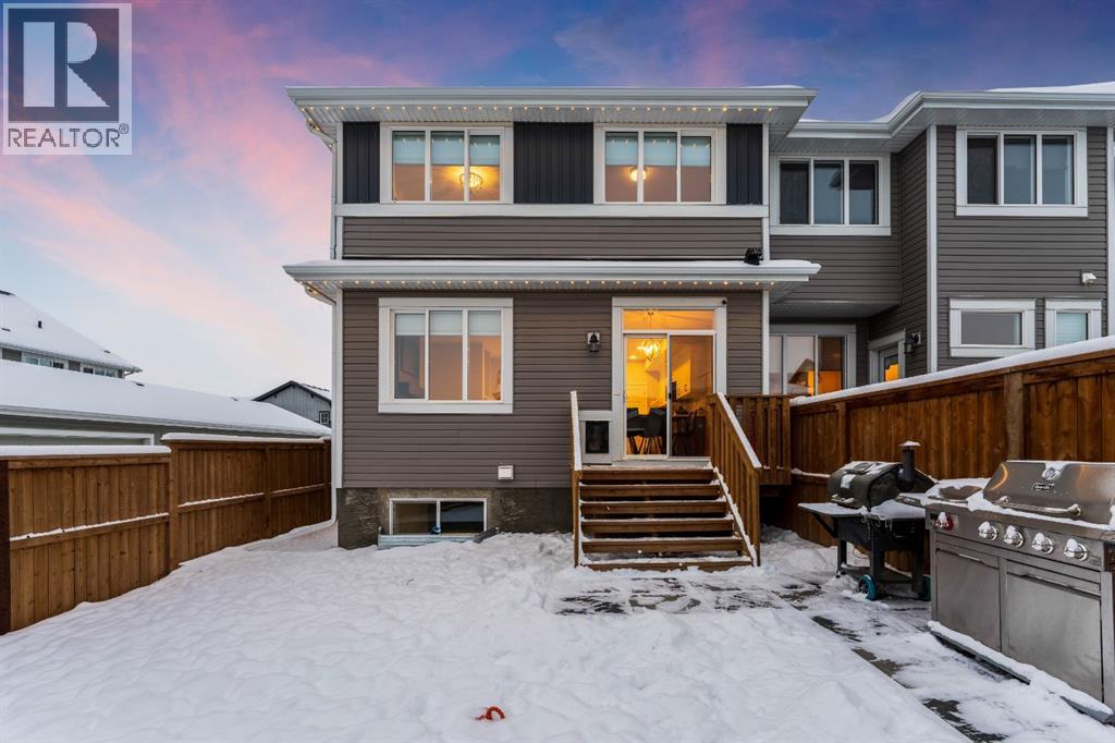 135 Belgian Crescent, Cochrane, Alberta  T4C 2C4 - Photo 35 - A2272475