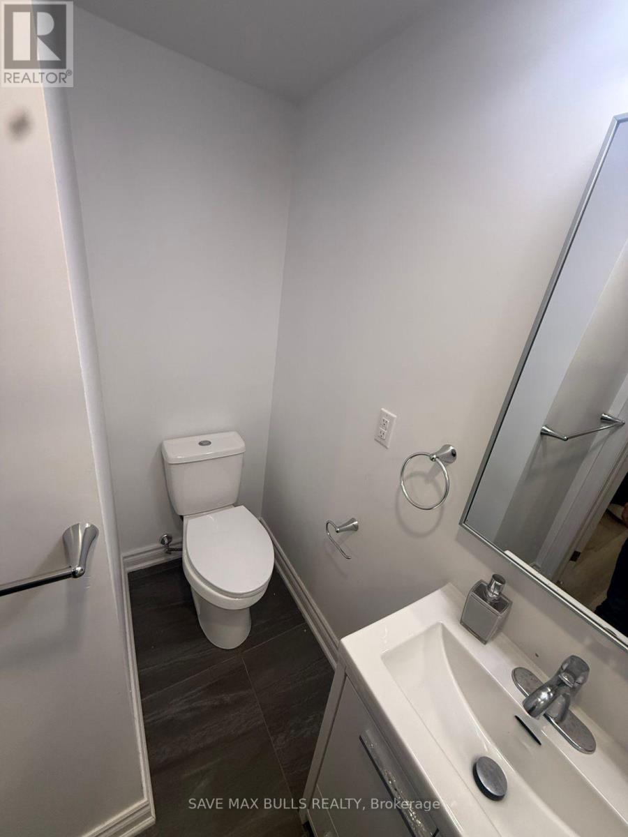 Basement - 4 Gillivary Drive, Whitby, Ontario  L1P 0C9 - Photo 12 - E12631582