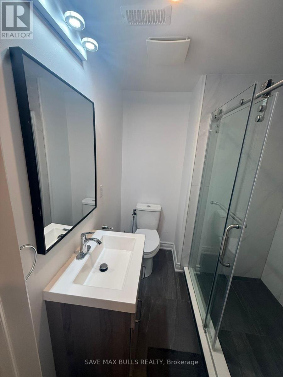 Basement - 4 Gillivary Drive, Whitby, Ontario  L1P 0C9 - Photo 8 - E12631582