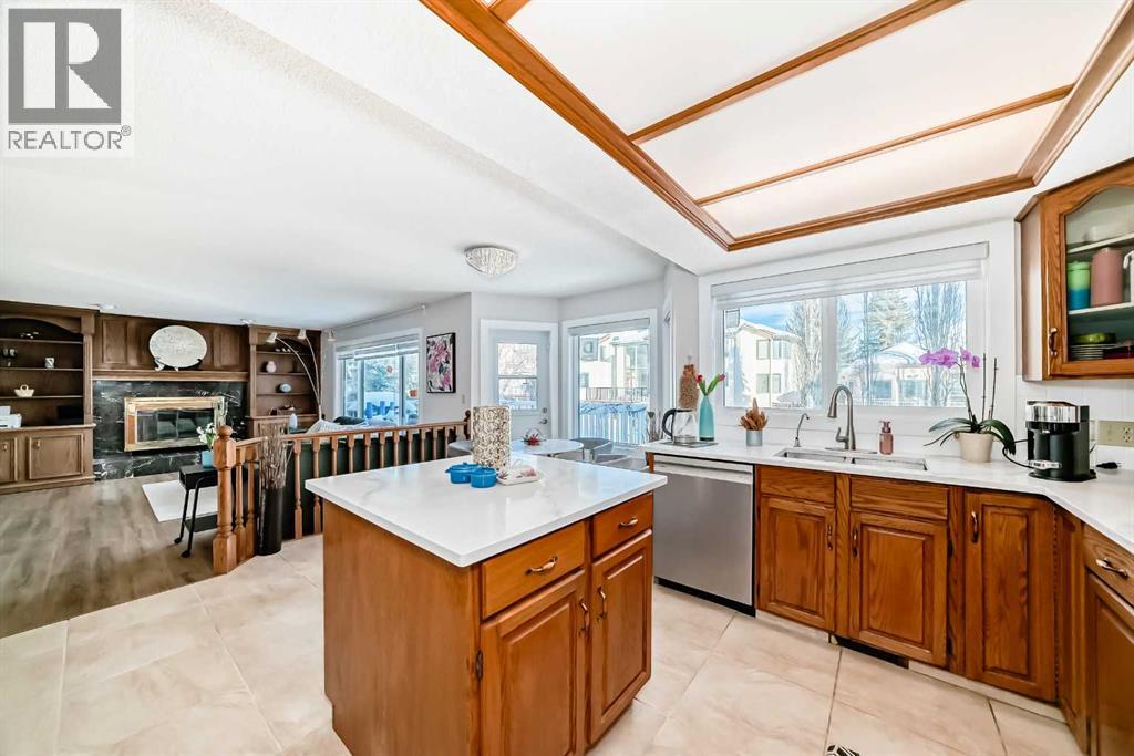 8328 Edgevalley Drive Nw, Calgary, Alberta  T3A 4X2 - Photo 12 - A2273966