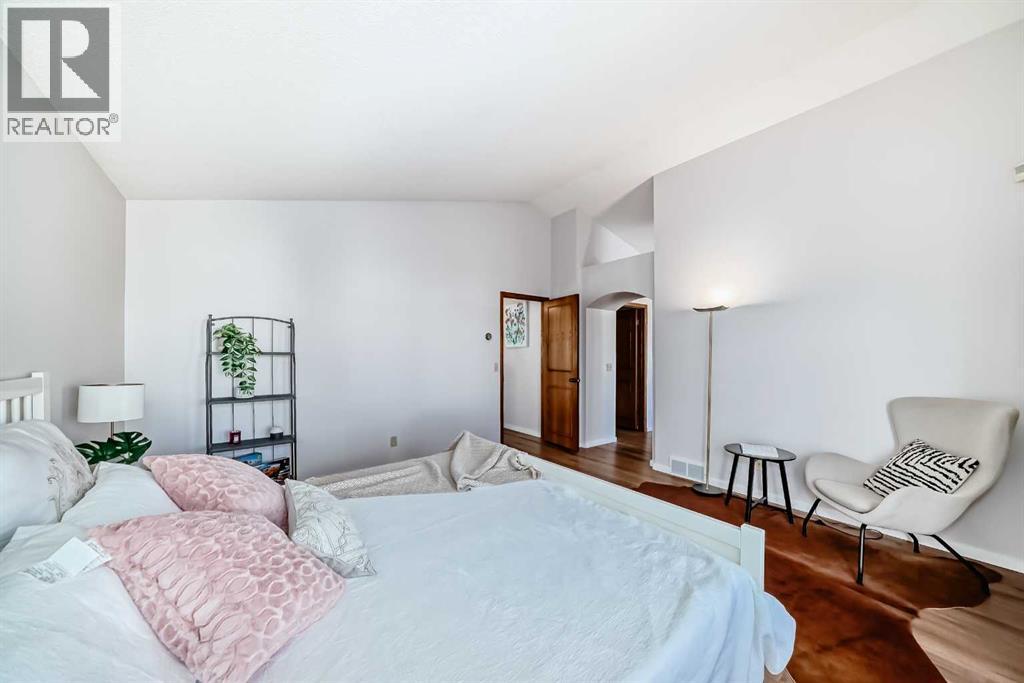 8328 Edgevalley Drive Nw, Calgary, Alberta  T3A 4X2 - Photo 25 - A2273966