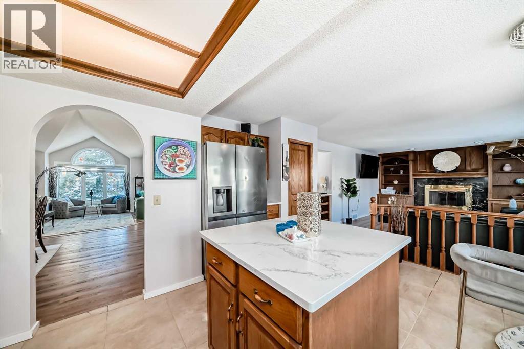 8328 Edgevalley Drive Nw, Calgary, Alberta  T3A 4X2 - Photo 13 - A2273966