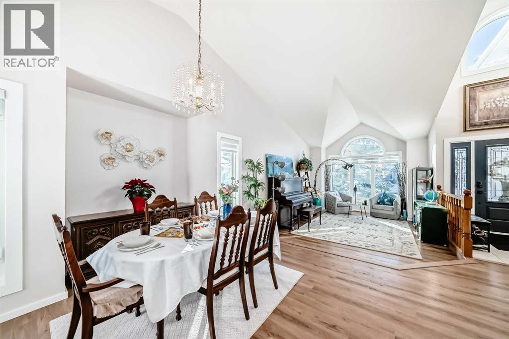 8328 Edgevalley Drive Nw, Calgary, Alberta  T3A 4X2 - Photo 18 - A2273966