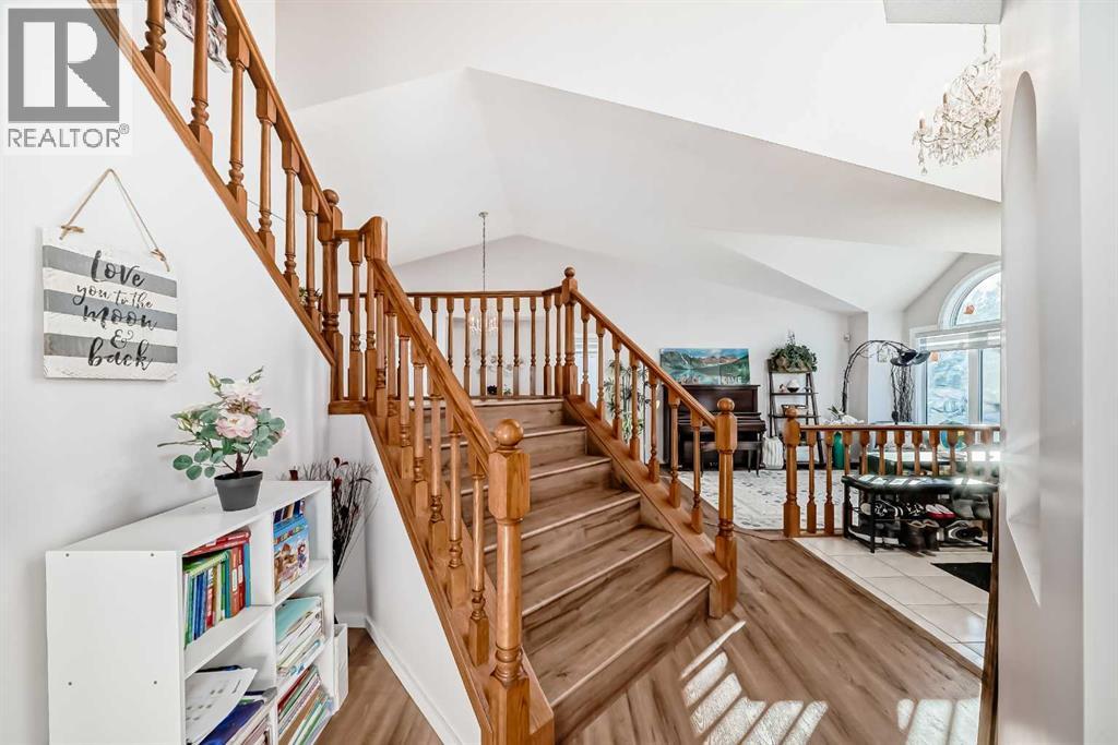 8328 Edgevalley Drive Nw, Calgary, Alberta  T3A 4X2 - Photo 22 - A2273966