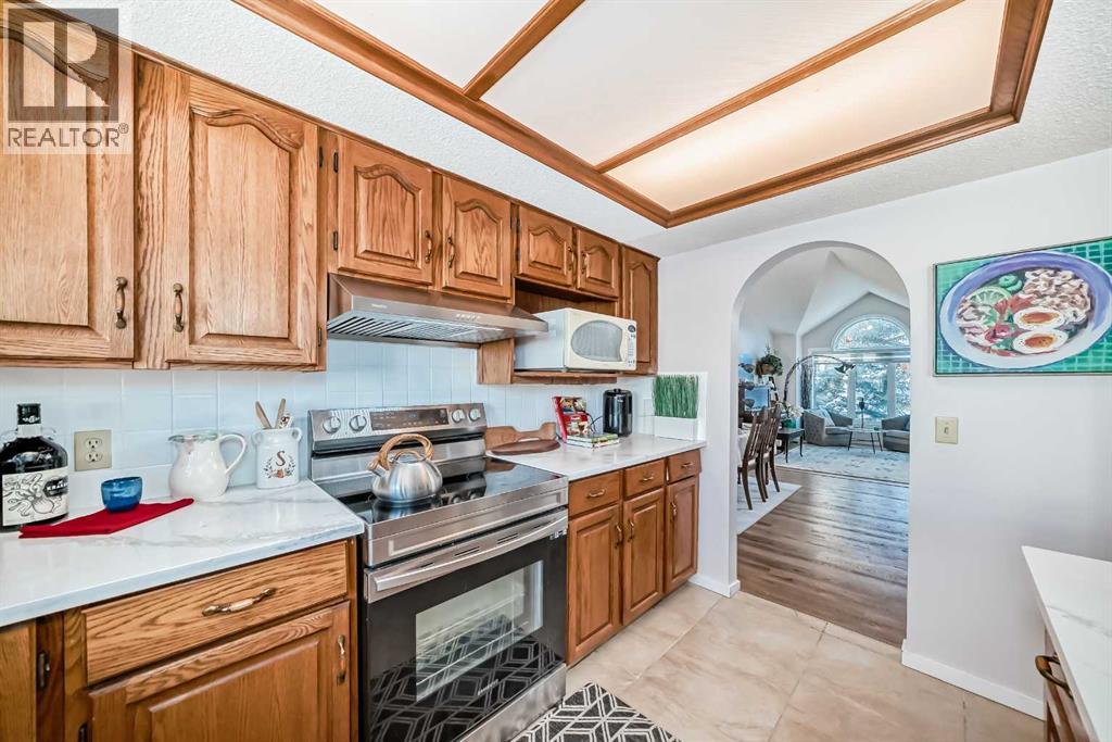 8328 Edgevalley Drive Nw, Calgary, Alberta  T3A 4X2 - Photo 14 - A2273966