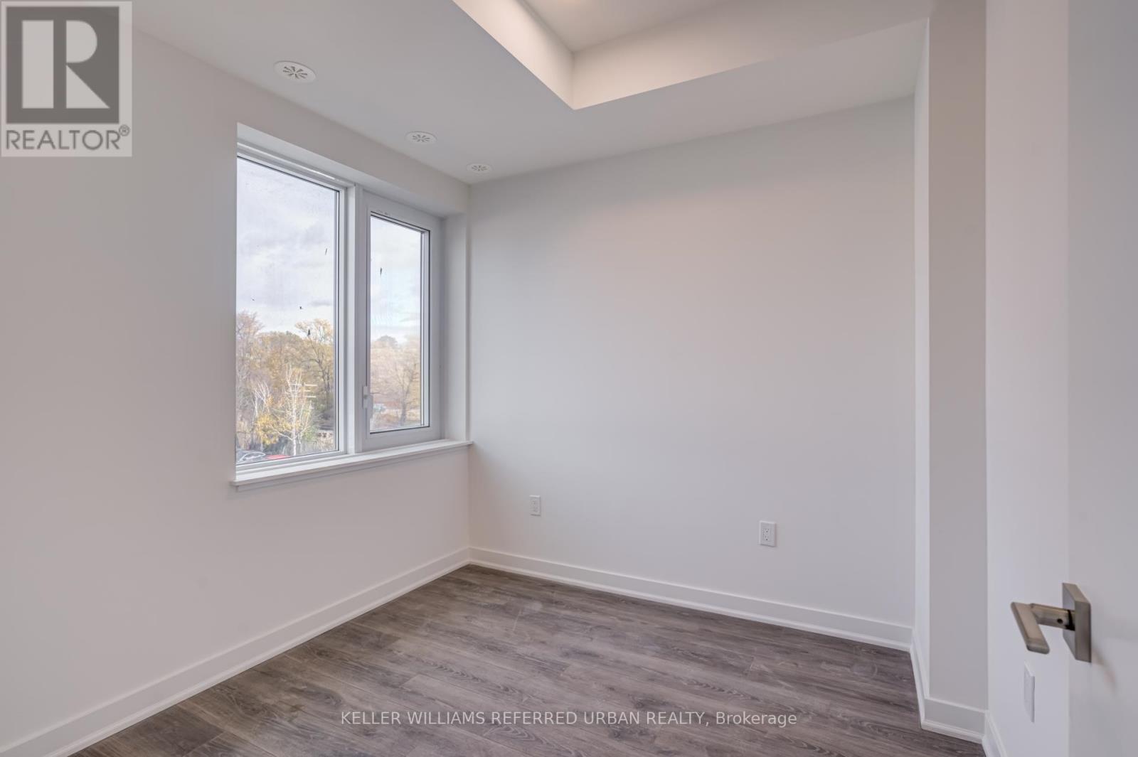 200 - 65 Curlew Drive, Toronto, Ontario  M3A 0B5 - Photo 5 - C12553962