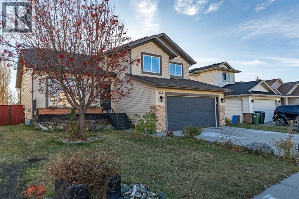 224 Highland Circle, Strathmore, Alberta T1P 1V4 - Photo 2 - A2272046
