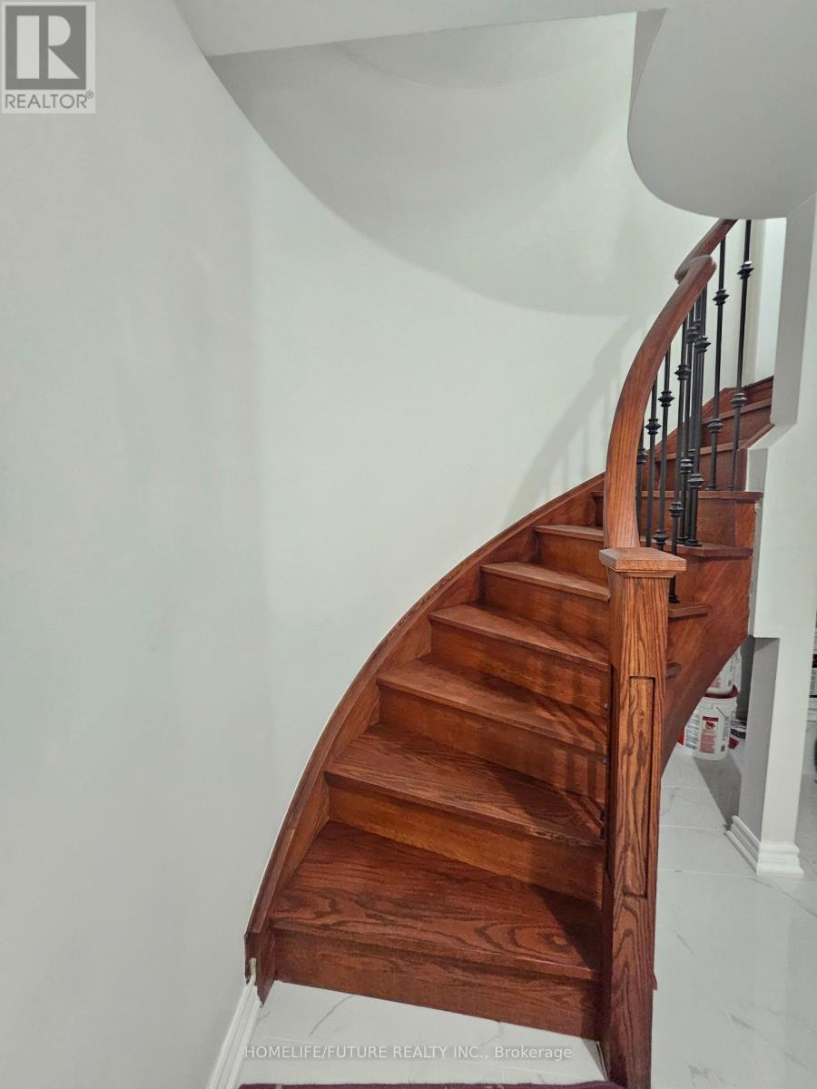 (Bsmt) - 41 Royal Links Circle, Brampton, Ontario  L6P 2W9 - Photo 20 - W12628936