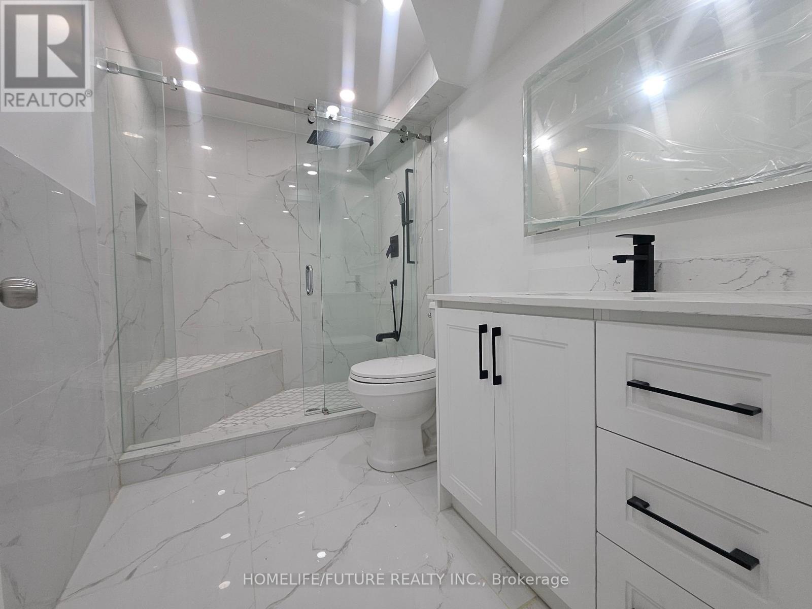 (Bsmt) - 41 Royal Links Circle, Brampton, Ontario  L6P 2W9 - Photo 3 - W12628936