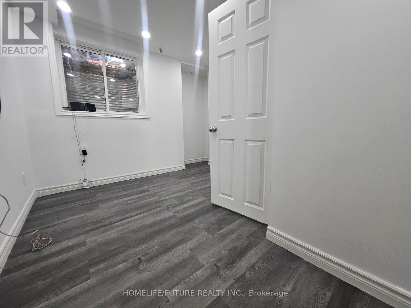 (Bsmt) - 41 Royal Links Circle, Brampton, Ontario  L6P 2W9 - Photo 4 - W12628936