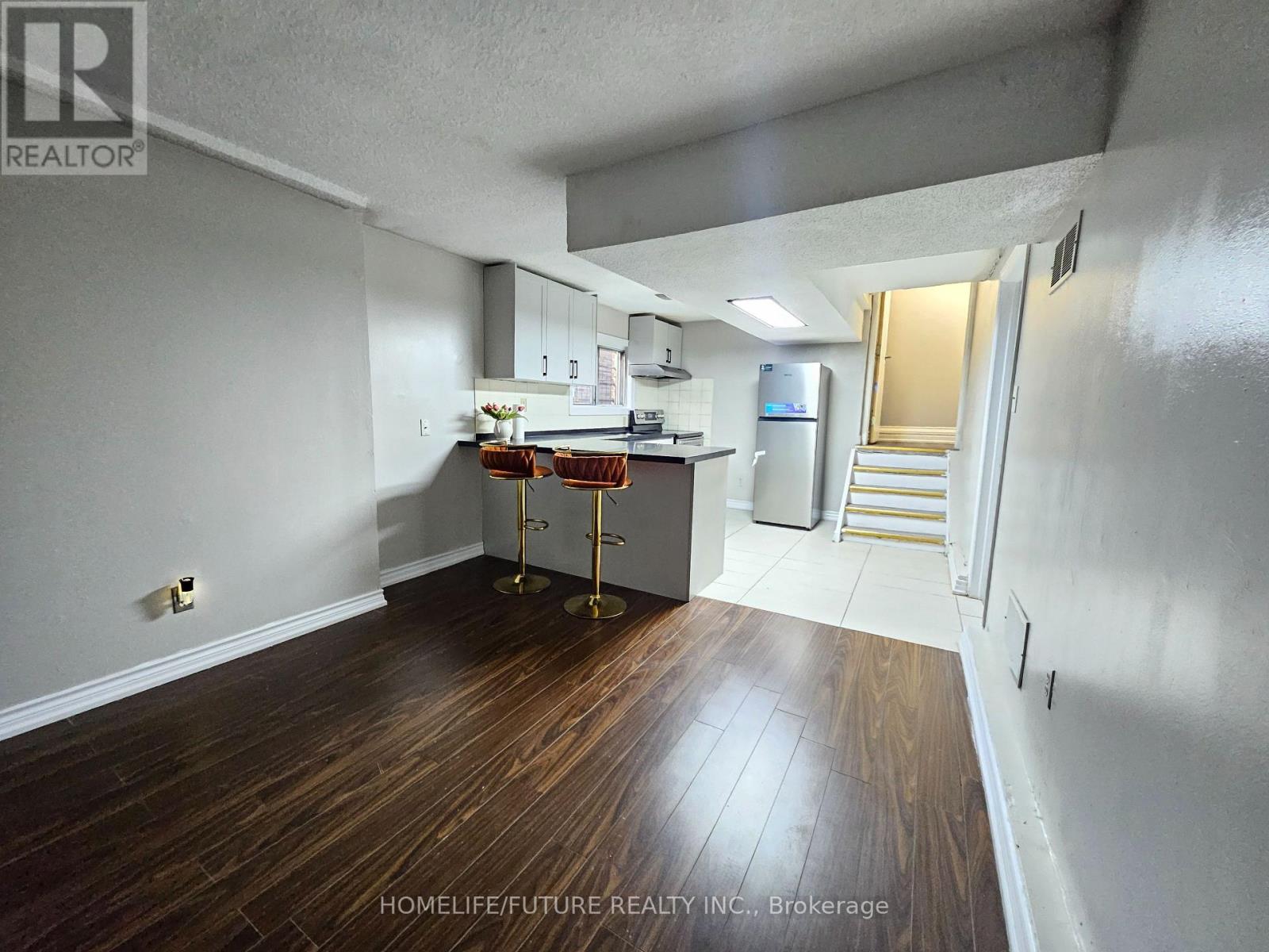 Bsmt - 143 Murray Street, Brampton, Ontario  L6X 2S3 - Photo 6 - W12630184