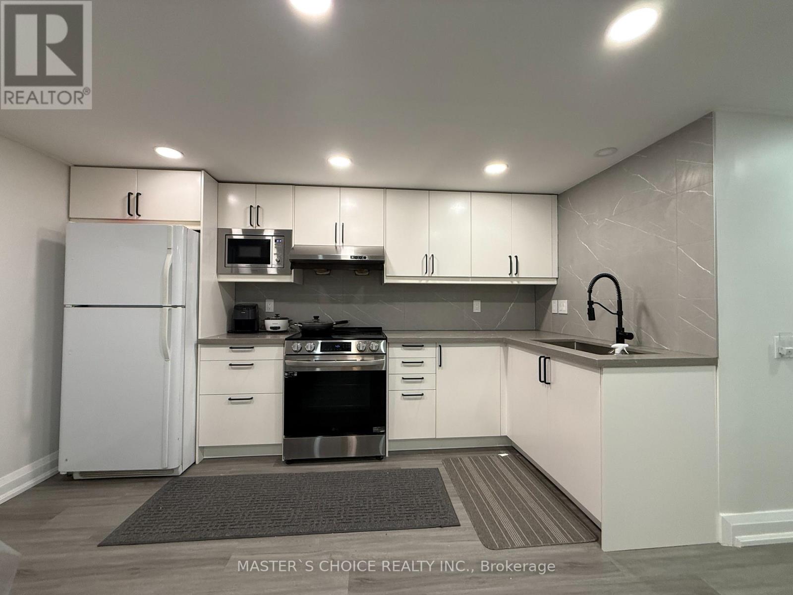 Bsmt - 92 Loganberry Crescent, Toronto, Ontario  M2H 3H1 - Photo 2 - C12631606