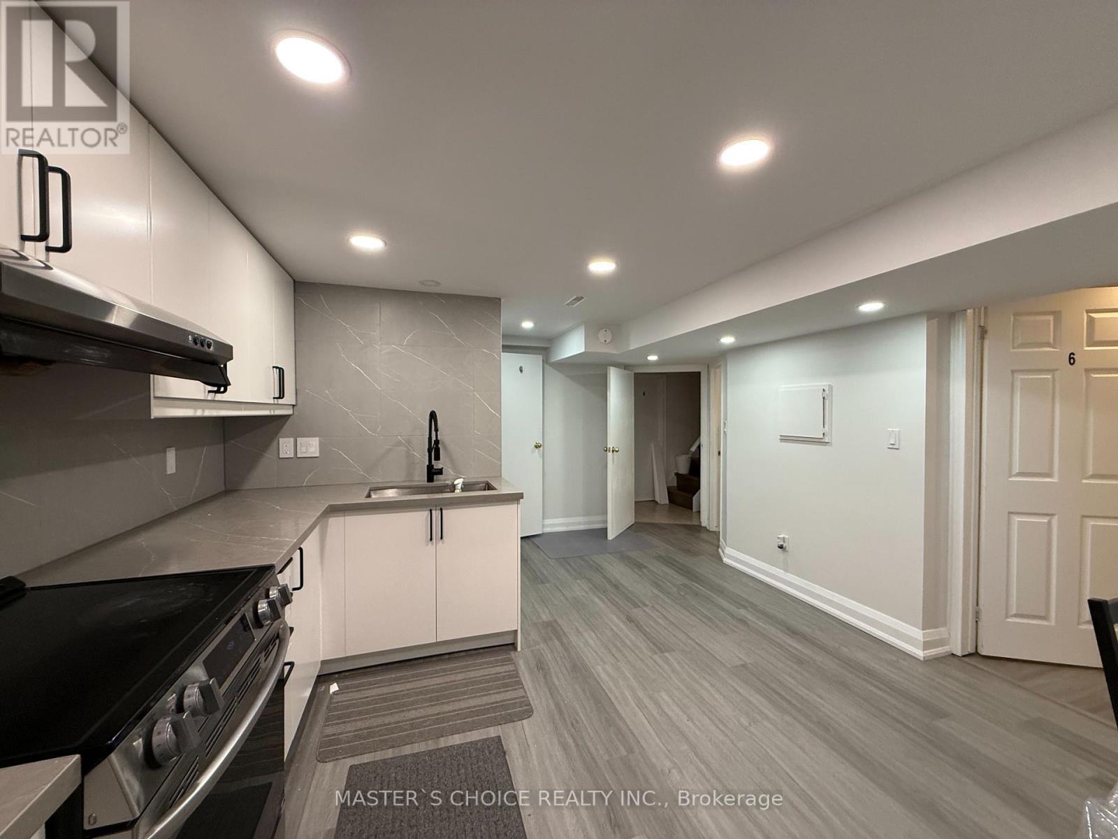 Bsmt - 92 Loganberry Crescent, Toronto, Ontario  M2H 3H1 - Photo 3 - C12631606