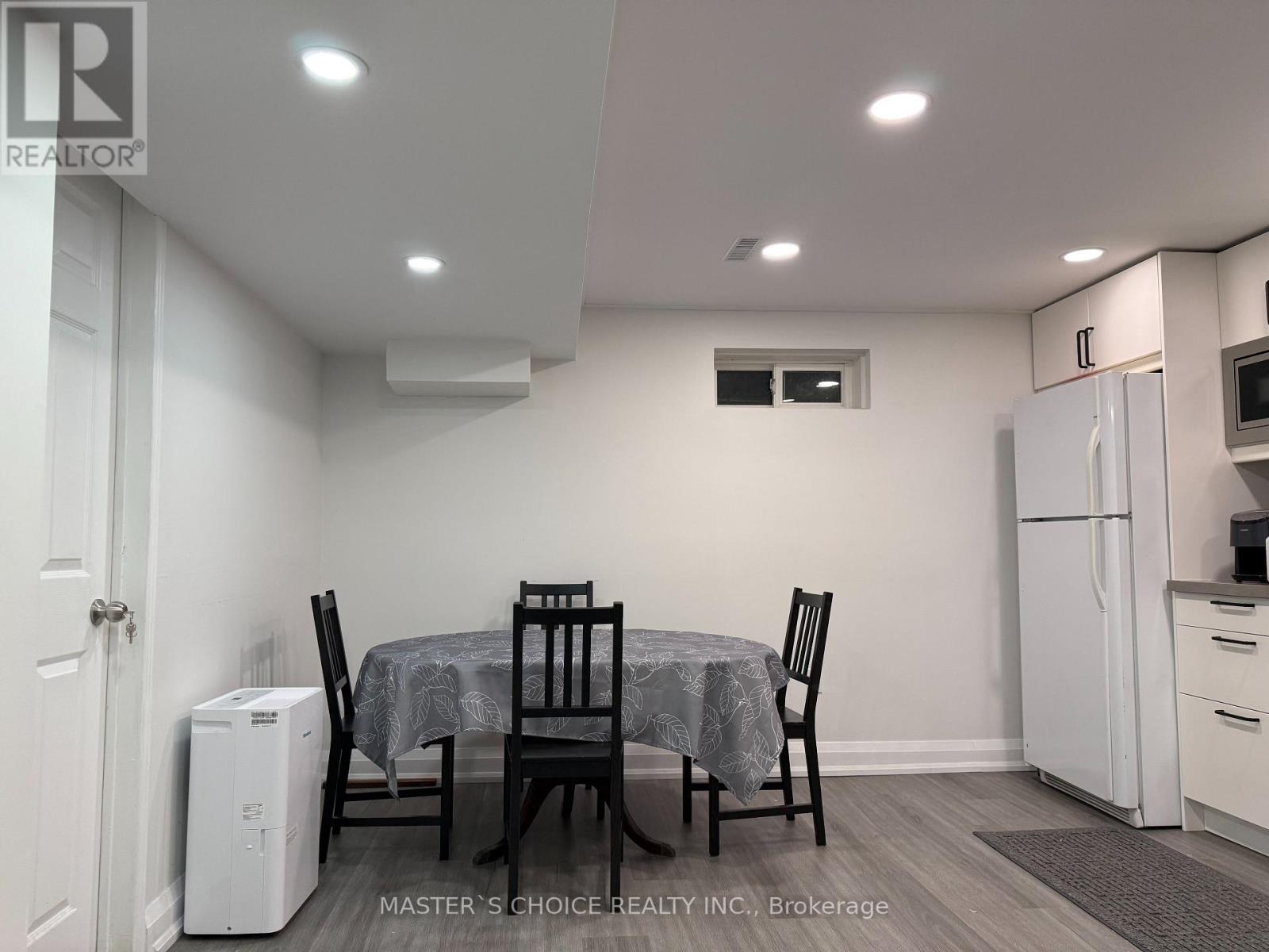 Bsmt - 92 Loganberry Crescent, Toronto, Ontario  M2H 3H1 - Photo 4 - C12631606