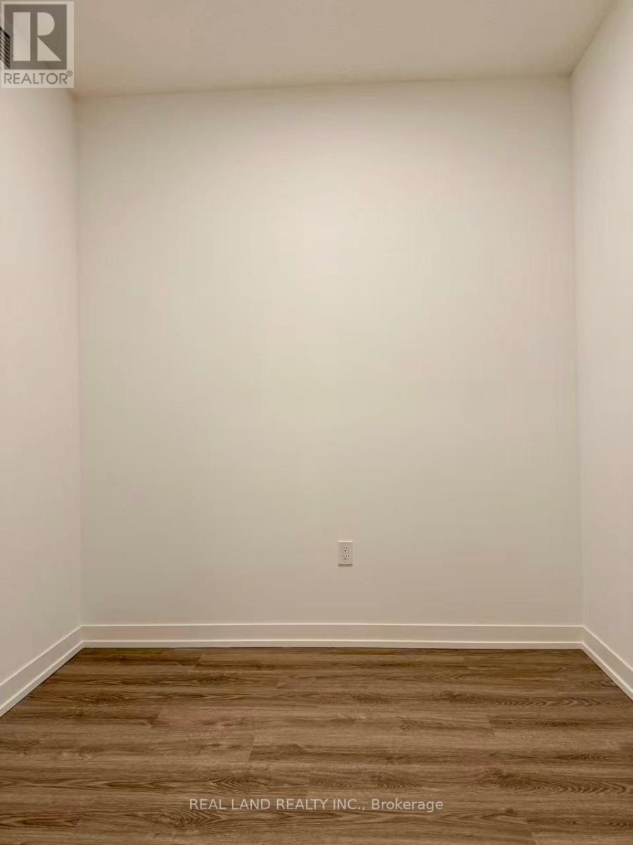 4615 - 8 Interchange Way, Vaughan, Ontario  L4K 5Z7 - Photo 8 - N12631600