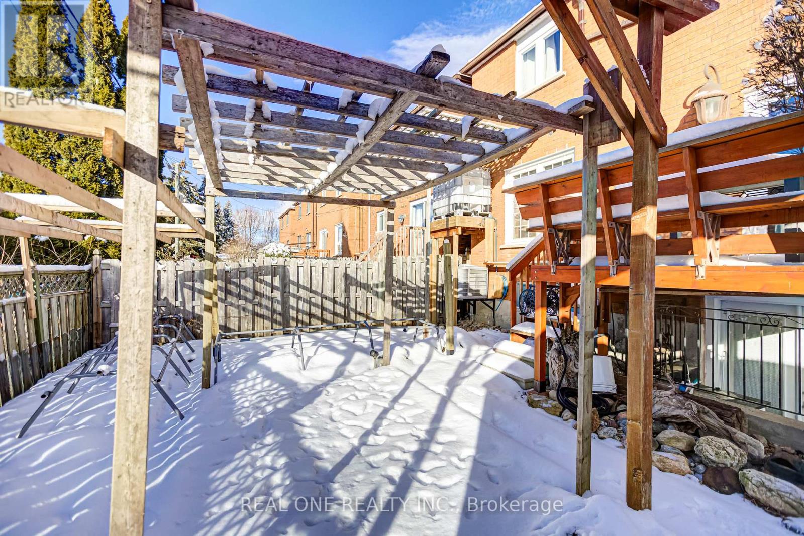 2 Grittani Lane, Toronto, Ontario  M1S 5B7 - Photo 4 - E12631588