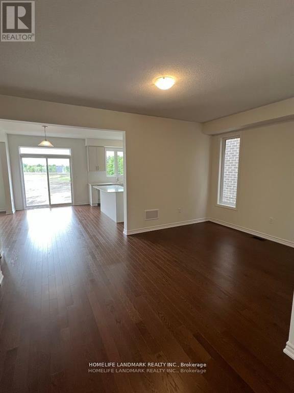 60 Shepherd Drive, Barrie, Ontario  L9J 0K4 - Photo 6 - S12631596