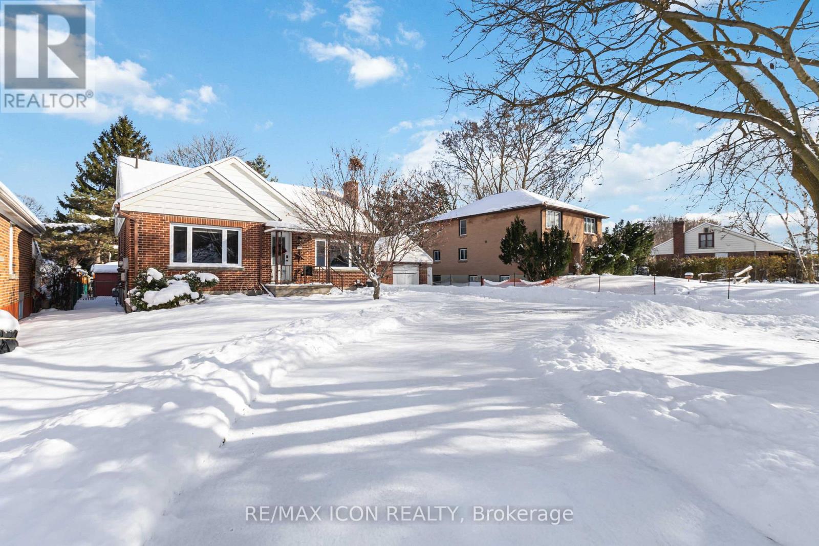 178 Highbury Avenue Avenue N, London East, Ontario  N5Z 2W7 - Photo 2 - X12631594