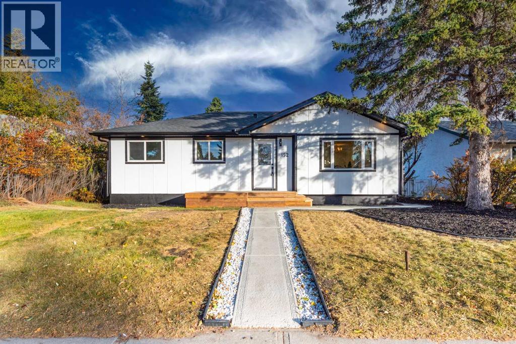 152 Southampton Drive Sw, Calgary, Alberta  T2W 0V1 - Photo 3 - A2274323