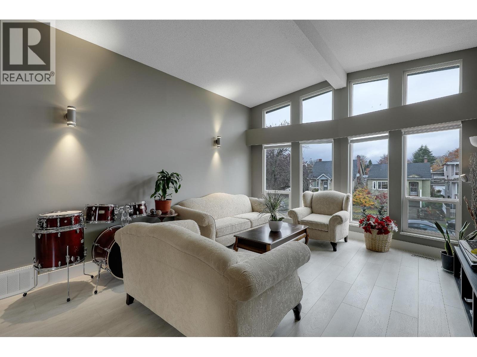 2624 Kitchener Street, Vancouver, British Columbia  V5K 3C8 - Photo 8 - R3071154