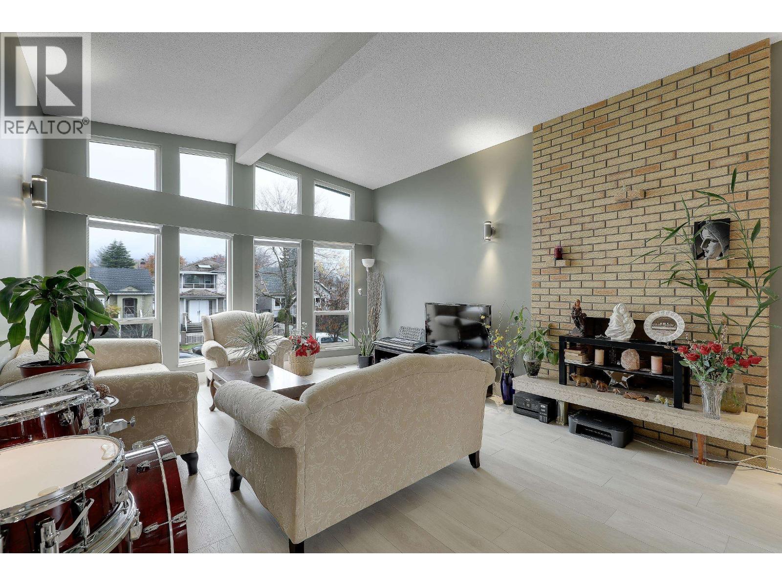 2624 Kitchener Street, Vancouver, British Columbia  V5K 3C8 - Photo 7 - R3071154