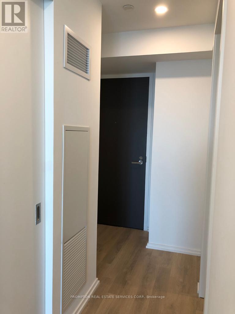 5303 - 197 Yonge Street, Toronto, Ontario  M5B 0C1 - Photo 12 - C12631610