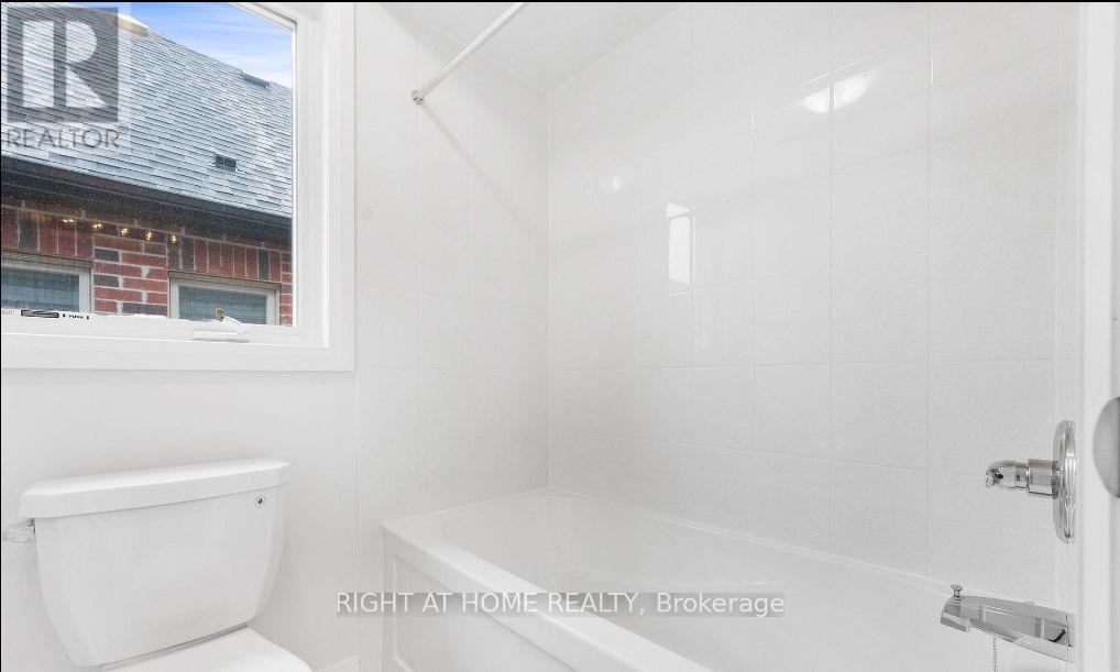 1372 Harrington Street, Innisfil, Ontario  L0L 1W0 - Photo 17 - N12631616