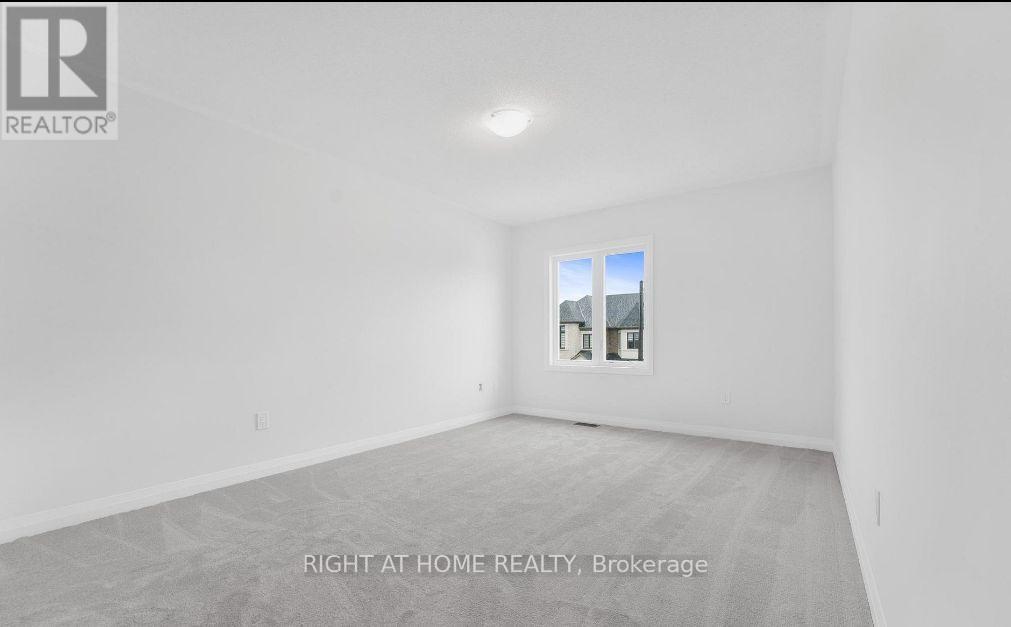 1372 Harrington Street, Innisfil, Ontario  L0L 1W0 - Photo 18 - N12631616