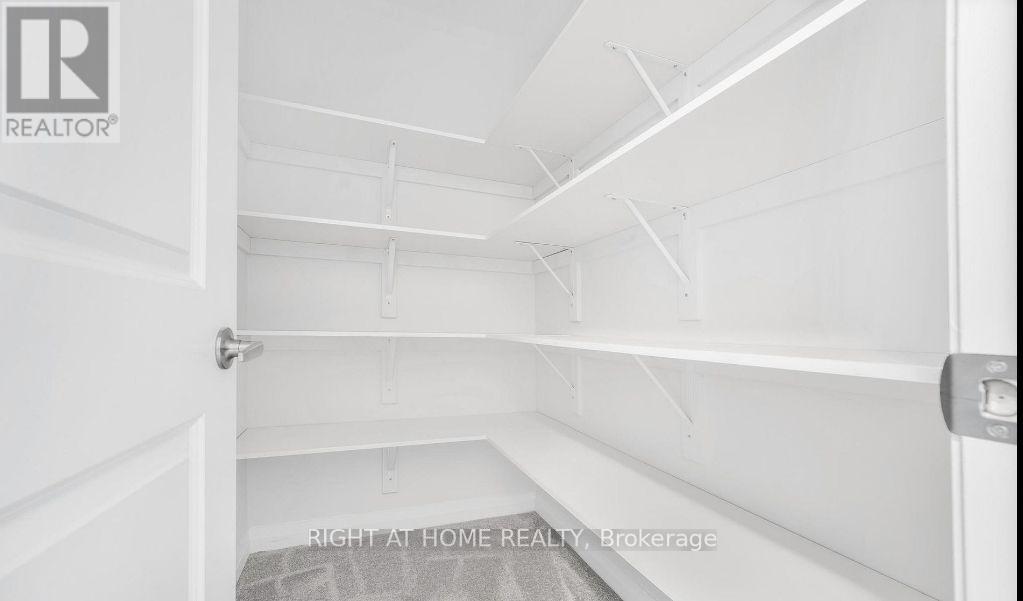 1372 Harrington Street, Innisfil, Ontario  L0L 1W0 - Photo 20 - N12631616