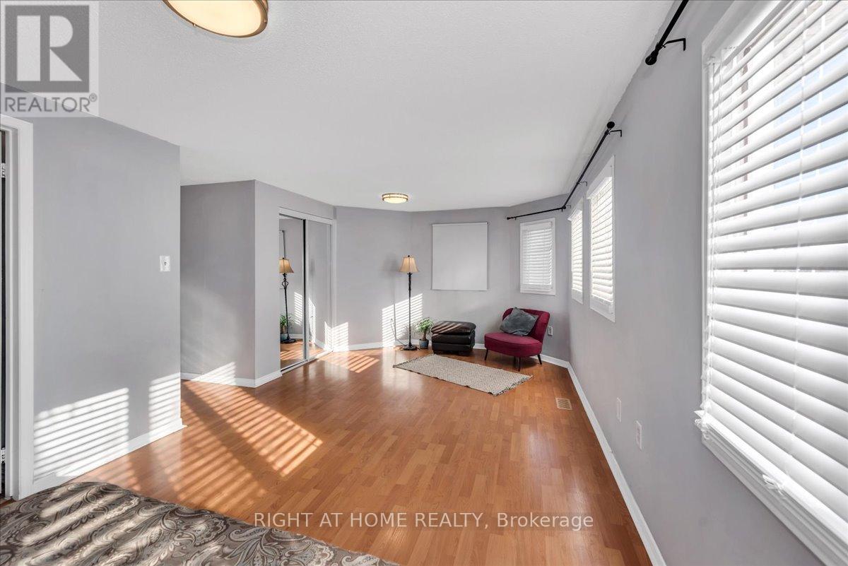 2 Wooliston Crescent, Brampton, Ontario  L6Y 4J3 - Photo 22 - W12631612