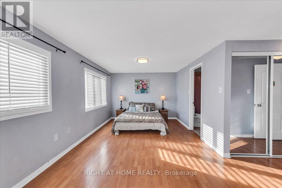 2 Wooliston Crescent, Brampton, Ontario  L6Y 4J3 - Photo 24 - W12631612