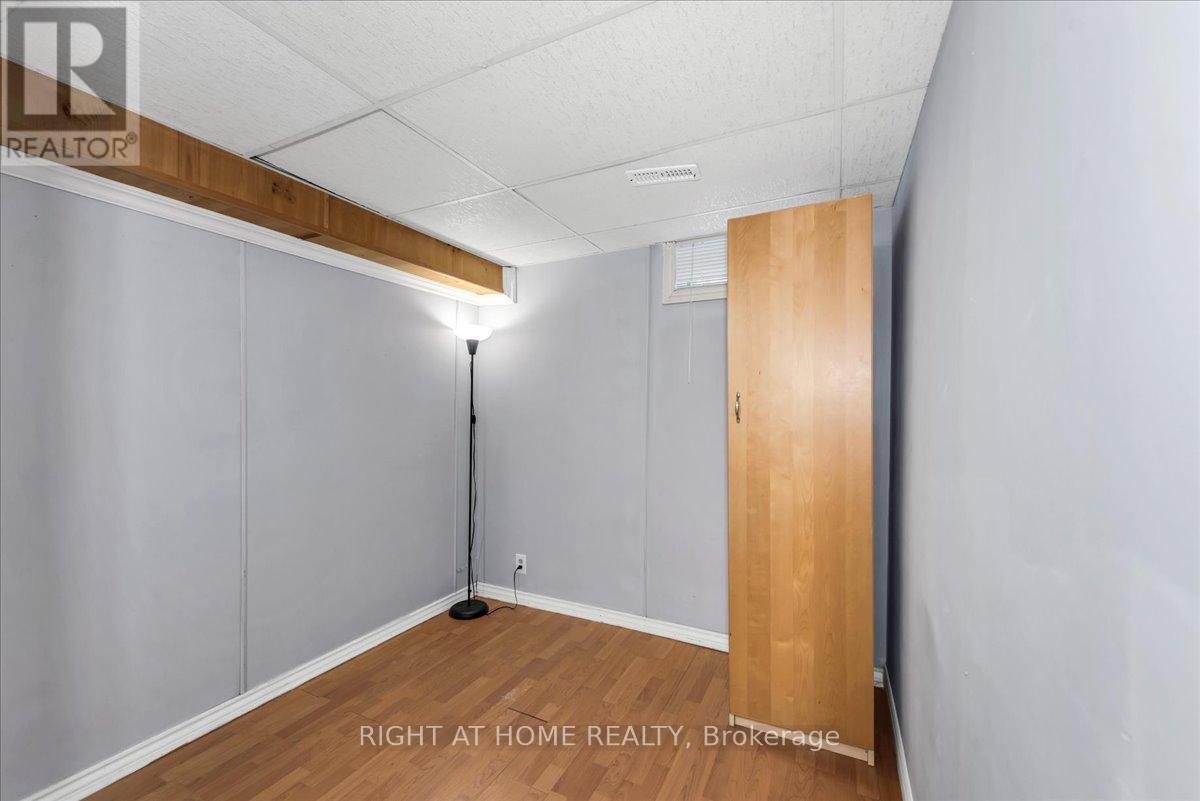 2 Wooliston Crescent, Brampton, Ontario  L6Y 4J3 - Photo 37 - W12631612