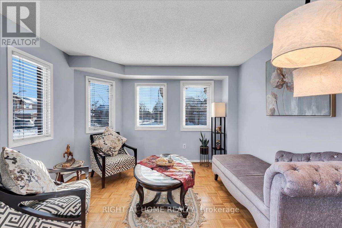 2 Wooliston Crescent, Brampton, Ontario  L6Y 4J3 - Photo 6 - W12631612