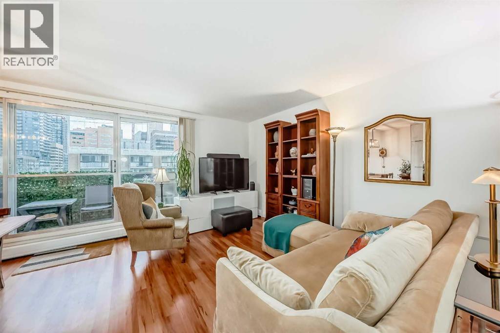 602, 340 14 Avenue Sw, Calgary, Alberta T2R 1H4 - Photo 2 - A2269296