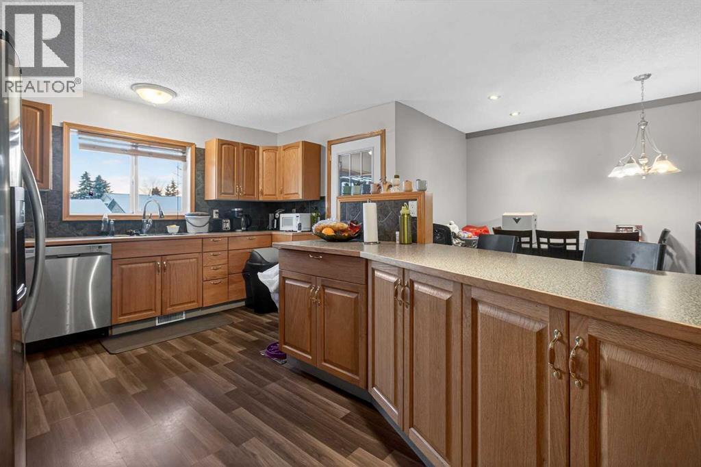 6723 23 Avenue Ne, Calgary, Alberta  T1Y 1V3 - Photo 8 - A2273375