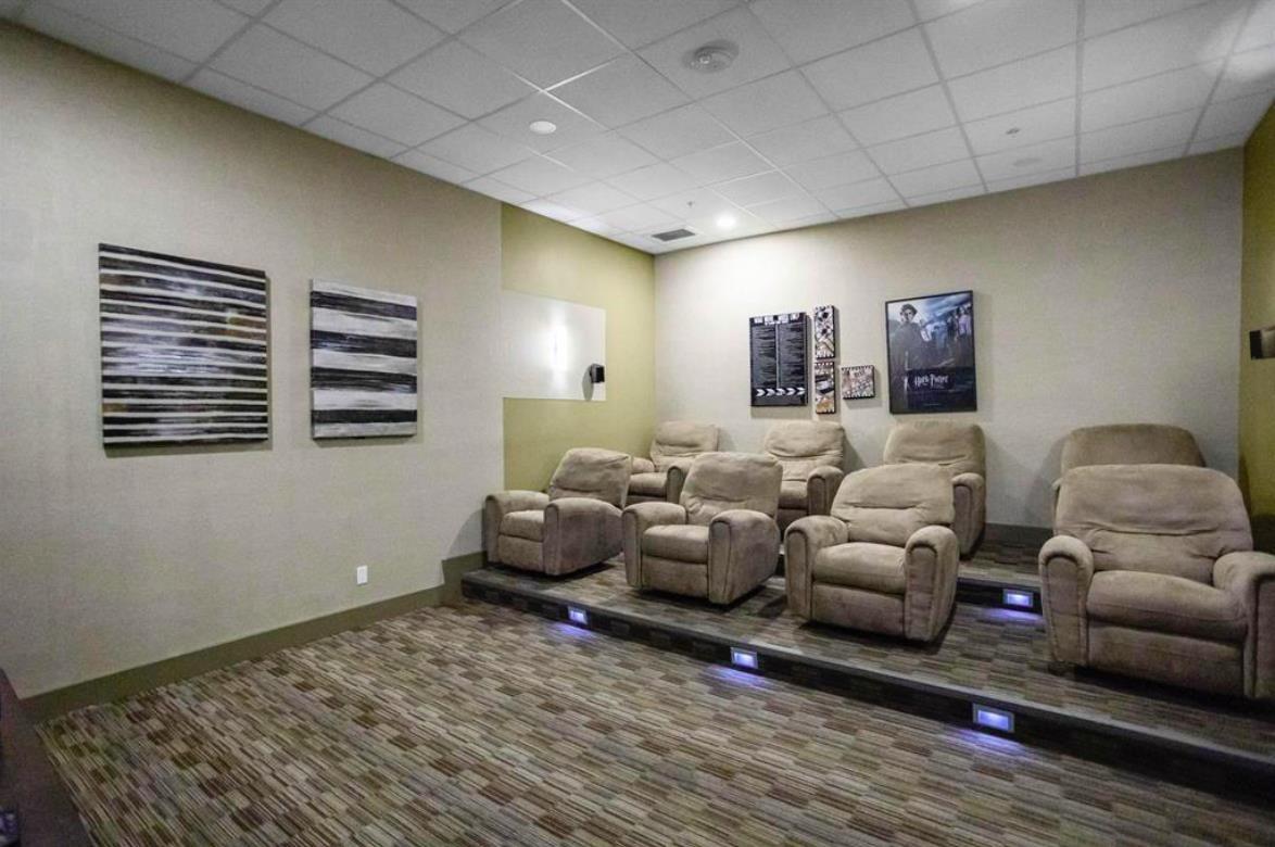 801 13399 104 Avenue, Surrey, British Columbia  V3T 0C9 - Photo 3 - R3073638