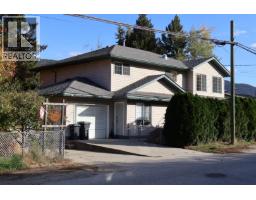 2301 10th Avenue, castlegar, British Columbia