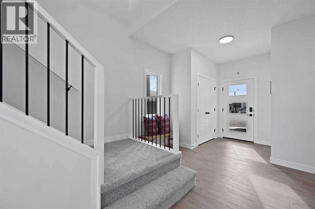 34 Ranchers View, Okotoks, Alberta  T1S 5R6 - Photo 4 - A2274198