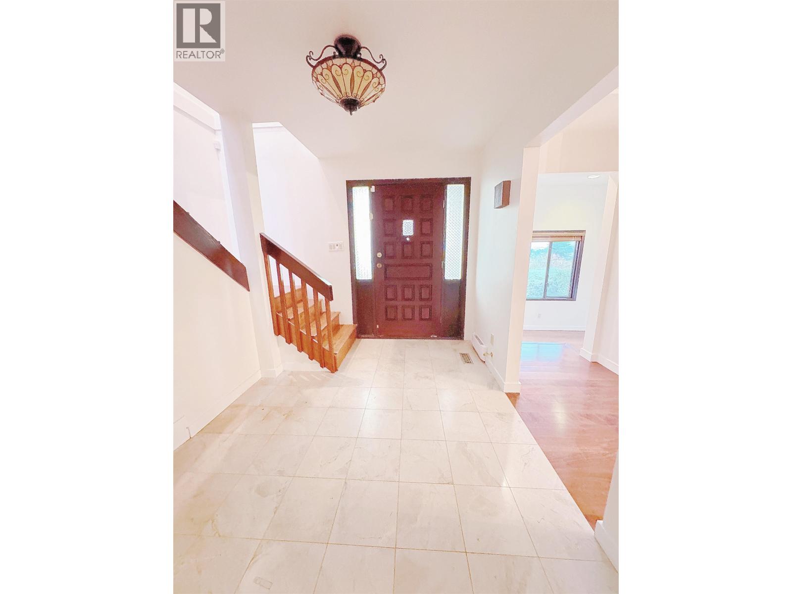 5369 Patrick Street, Burnaby, British Columbia  V5J 3B2 - Photo 10 - R3037902