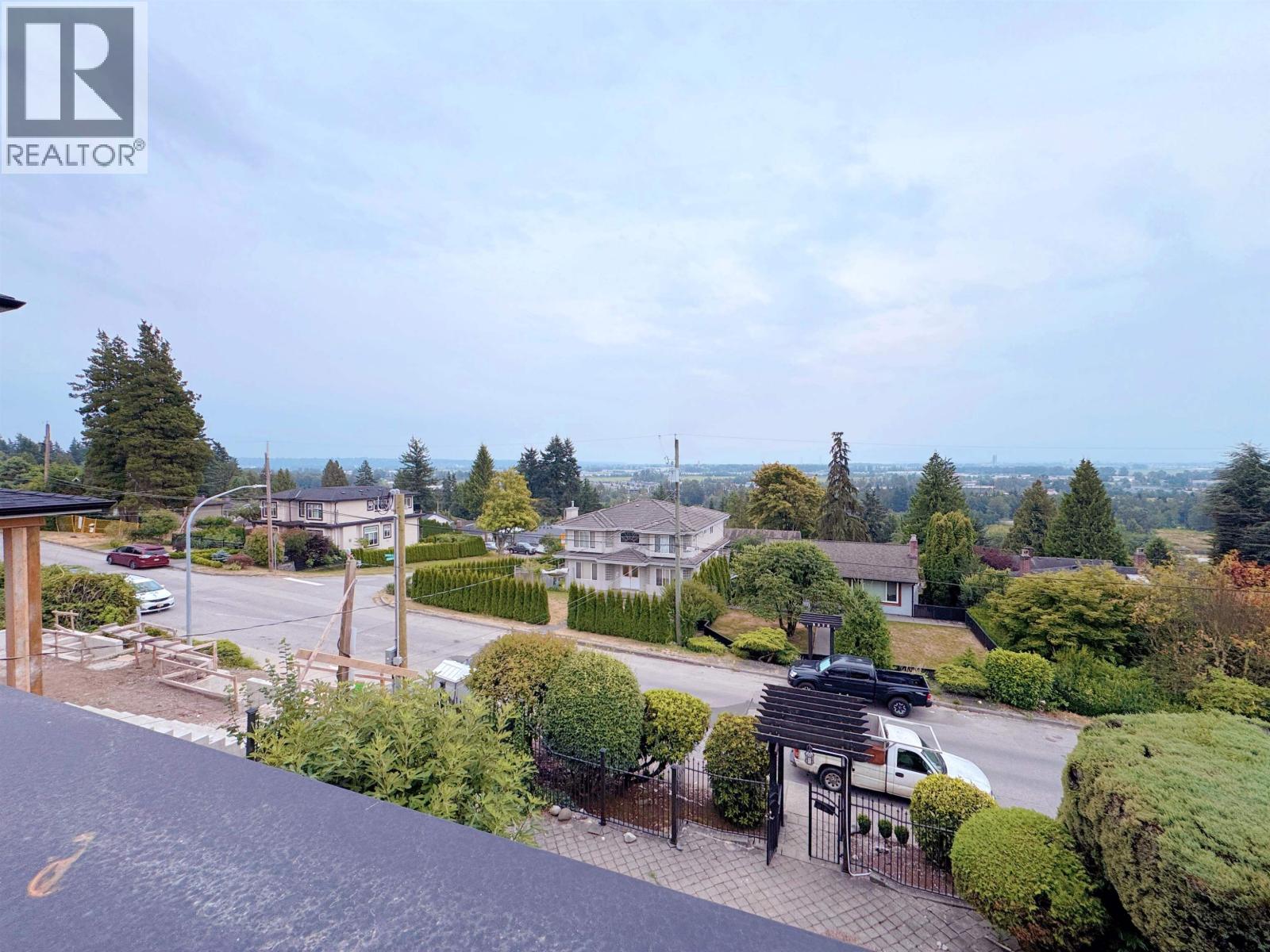 5369 Patrick Street, Burnaby, British Columbia  V5J 3B2 - Photo 3 - R3037902