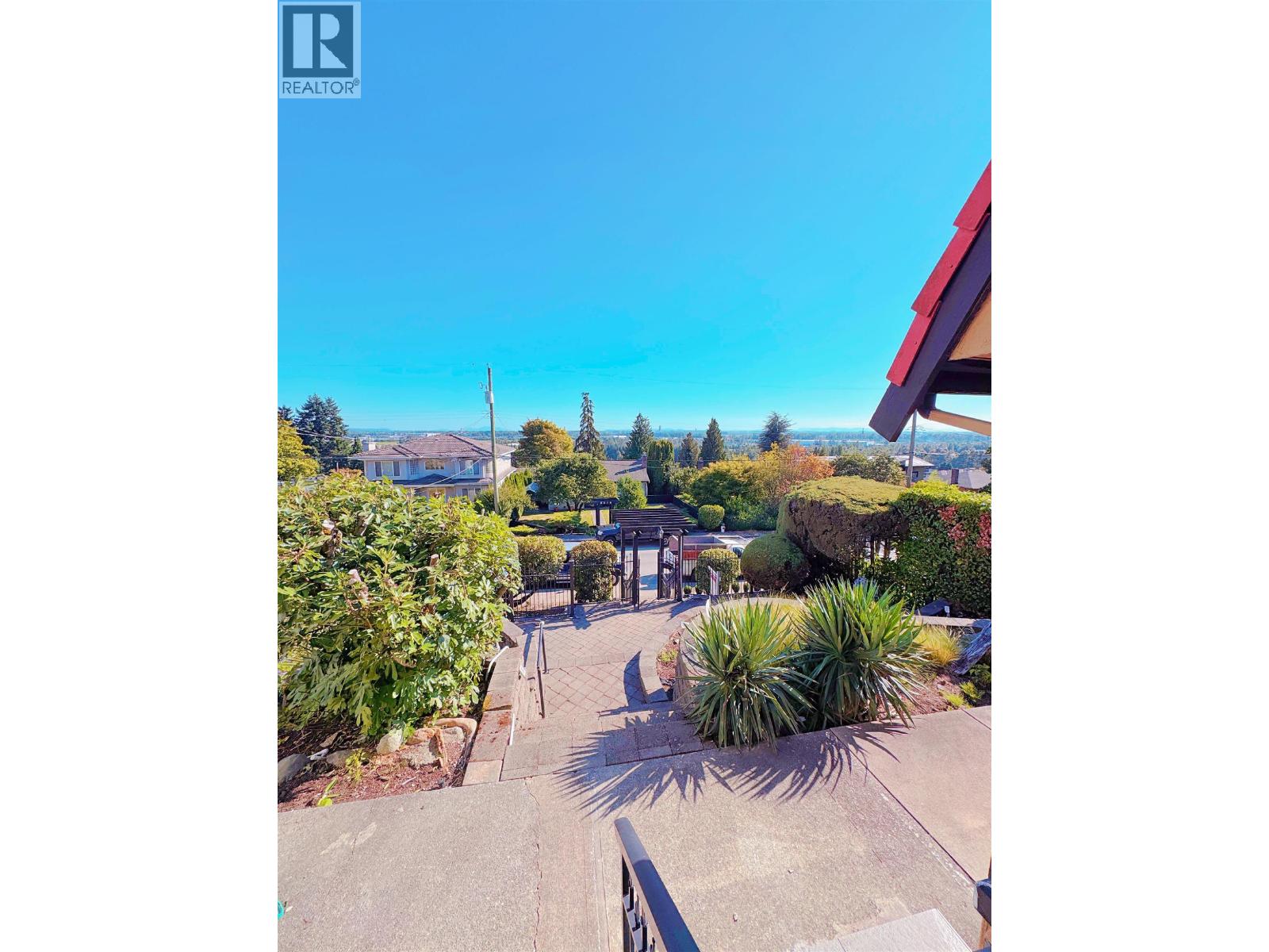 5369 Patrick Street, Burnaby, British Columbia  V5J 3B2 - Photo 4 - R3037902