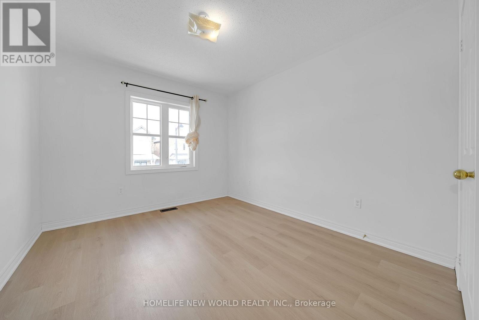 121 Christian Ritter Drive, Markham, Ontario  L6C 0V8 - Photo 11 - N12446718